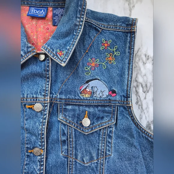 Pooh Embroidered Denim Vest - Picture 4 of 8